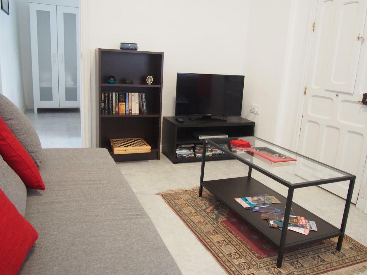 Апартаменти Casa Valientes B - Free Private Parking, Patio, Wifi & Ac Херес-де-ла-Фронтера Екстер'єр фото